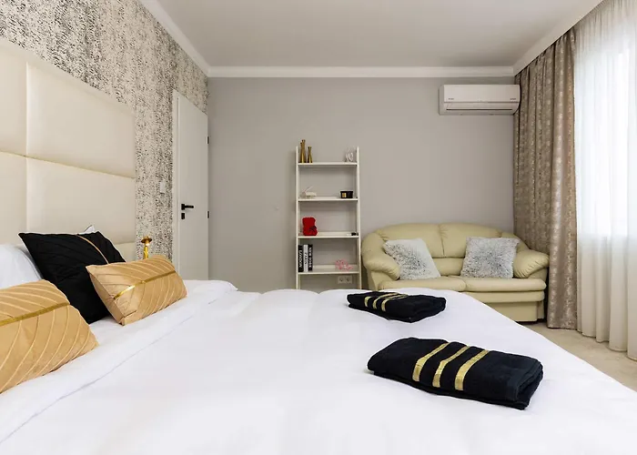 Sunny Modern 1br Retreat With Cozy Balcony Appartement Plovdiv