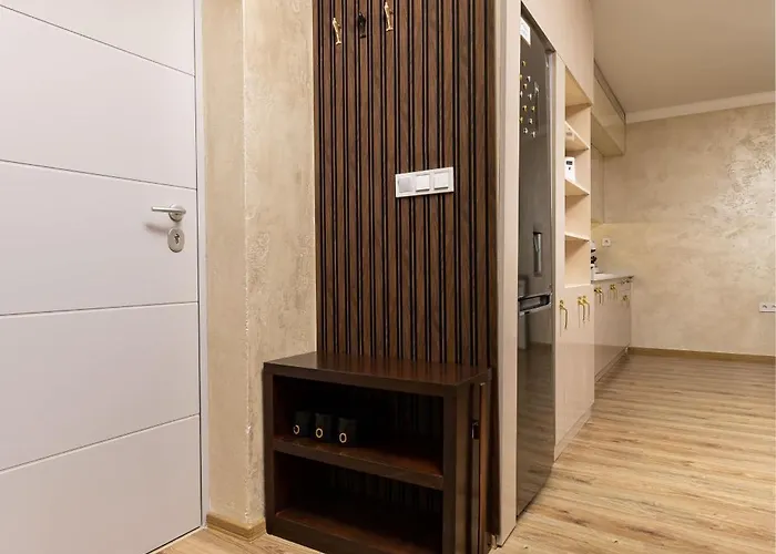 Sunny Modern 1br Retreat With Cozy Balcony Plovdiv