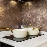 Apartment Sunny Modern 1br Retreat With Cozy Balcony