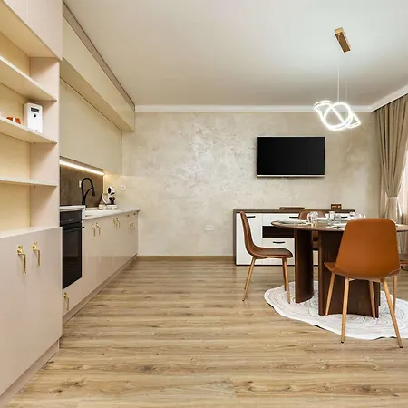 Апартамент Sunny Modern 1br Retreat With Cozy Balcony Пловдив